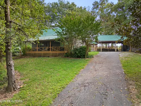208 River Bend Dr, Ocoee, TN 37361