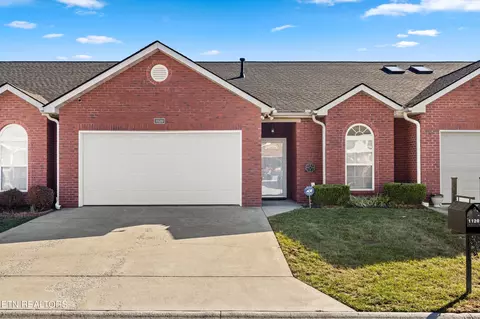 1120 NW Webster Groves Ln, Knoxville, TN 37909