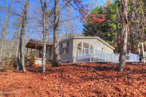 407 Moore Rd, Mooresburg, TN 37811