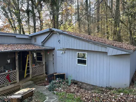 8130 Earl Burchfield Ln, Townsend, TN 37882
