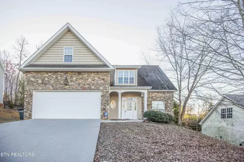 3024 Oakleigh Township Dr, Knoxville, TN 37921