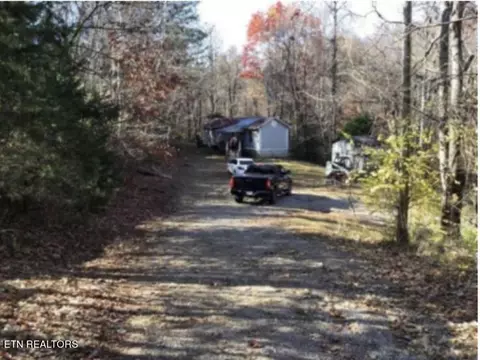 8633 Pedigo Rd, Powell, TN 37849