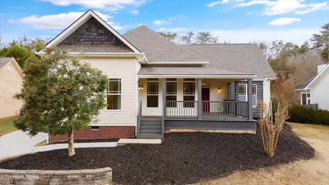 113 Cascade Ln, Oak Ridge, TN 37830