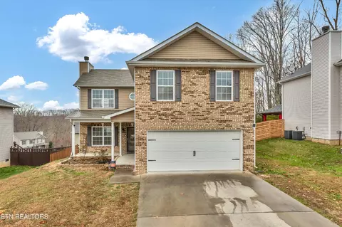 8405 Vessel Ln, Powell, TN 37849