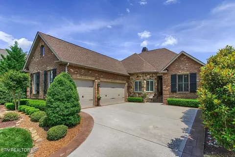 12151 Inglecrest Ln, Knoxville, TN 37934
