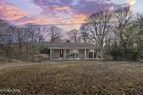122 Avalon Tr, Knoxville, TN 37920