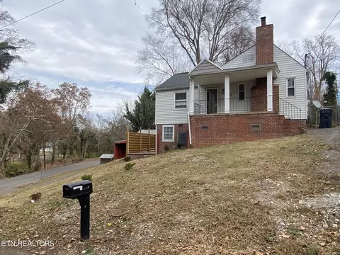 1828 Buford St, Knoxville, TN 37920