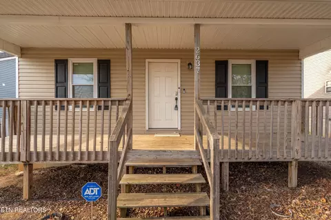 2637 Summit Ave, Knoxville, TN 37917