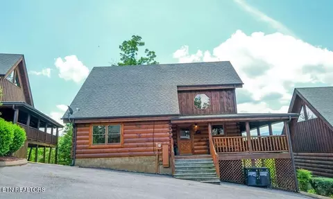 1960 Cougar Crossing Way, Sevierville, TN 37876