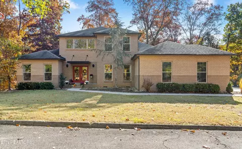 12624 Red Fox Dr, Knoxville, TN 37922