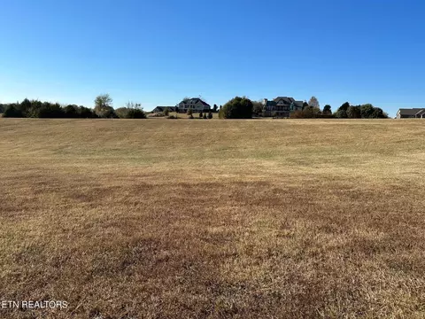 35 Thunder Ridge Dr, Vonore, TN 37885