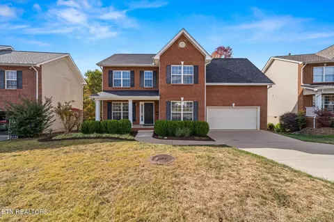 1521 Armiger Ln, Knoxville, TN 37932