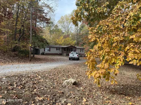 235 Copenhaver Rd, Lenoir City, TN 37771