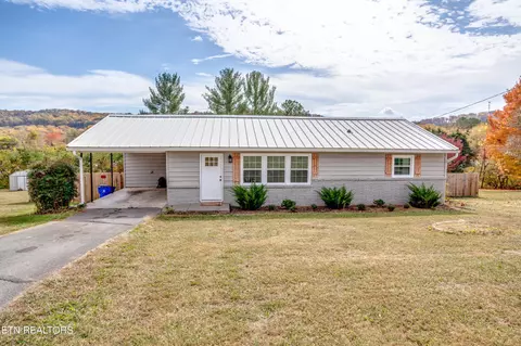 3832 Seeber Dr, Knoxville, TN 37918