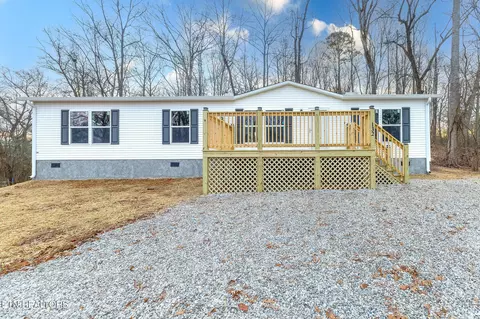 132 Dennis Dr, Kingston, TN 37763
