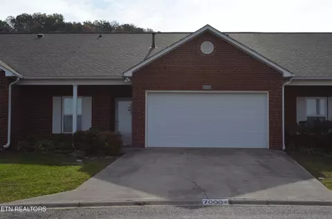 7000 High Alpine Ln, Knoxville, TN 37918