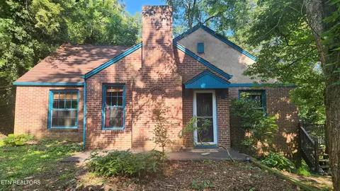 106 Busbee Rd, Knoxville, TN 37920