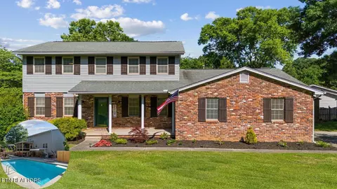 1309 Court Field Rd, Knoxville, TN 37922