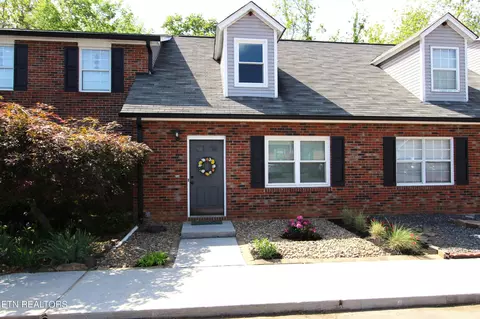 407 Amanda Cir, Knoxville, TN 37922