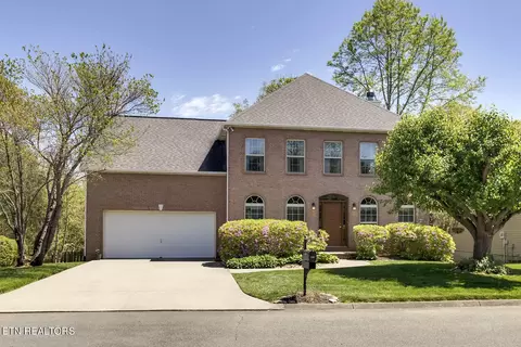 10332 Saint Regence Ln, Knoxville, TN 37922