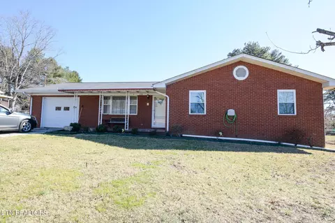 684 Dogwood Ln, Talbott, TN 37877 photo 2