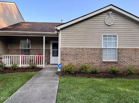 9901 Oakledge Way, Knoxville, TN 37931