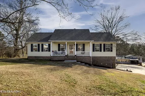 1410 Flintstone Ct, Maryville, TN 37804