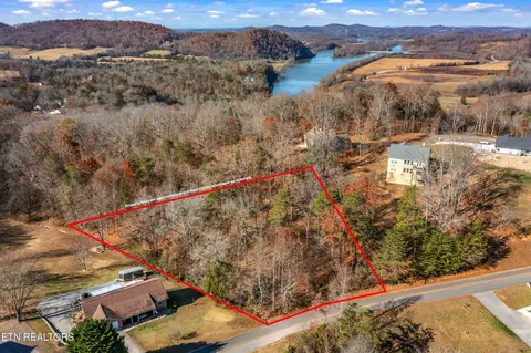 1836 Big Buck Ln, Sevierville, TN 37876