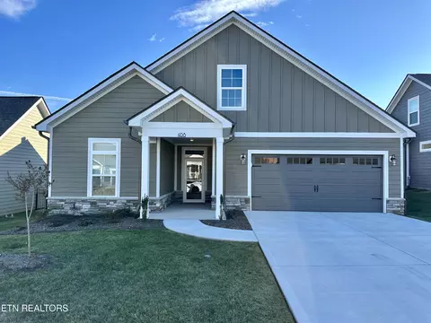 408 Sycamore Pl, Loudon, TN 37774