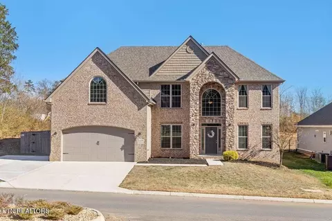 2438 Blackberry Ridge Blvd, Knoxville, TN 37932