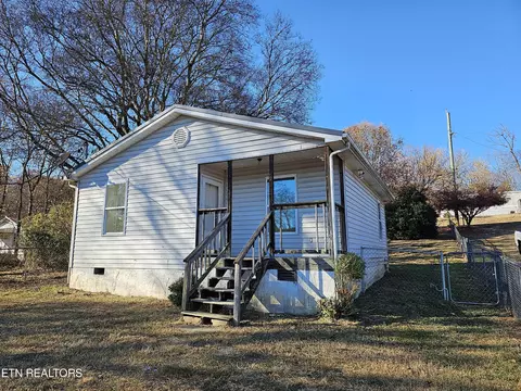 8910 B Dr, Mascot, TN 37806
