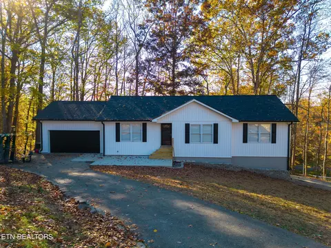 116 Wheeler Ln, Oliver Springs, TN 37840