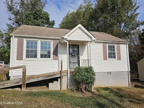 2915 Denson Ave, Knoxville, TN 37921