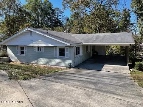 117 Nasson Ln, Oak Ridge, TN 37830