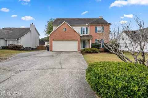 10143 Highgate Cir, Knoxville, TN 37931
