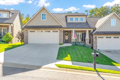 13040 Hampshire Bay Ln, Knoxville, TN 37934