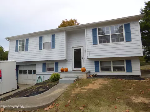 7509 Foxtrail Dr, Knoxville, TN 37918