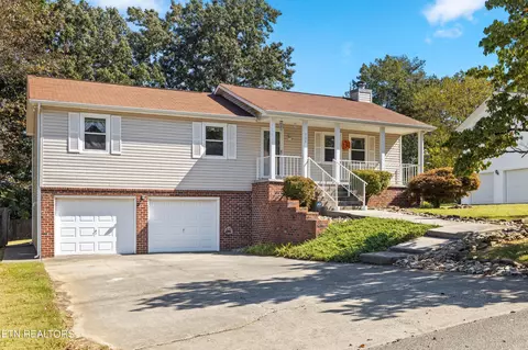 908 Pintail Rd, Knoxville, TN 37934
