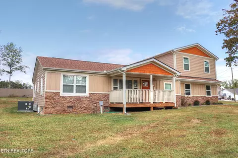 105 Periwinkle Dr, Corryton, TN 37721