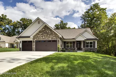 203 Oohleeno Ln, Loudon, TN 37774
