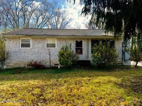 512 Tillman Rd, Knoxville, TN 37912