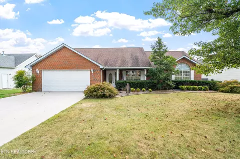 6766 Cardindale Dr, Knoxville, TN 37918