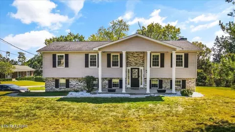 1116 Spanish Oak Dr, Knoxville, TN 37932