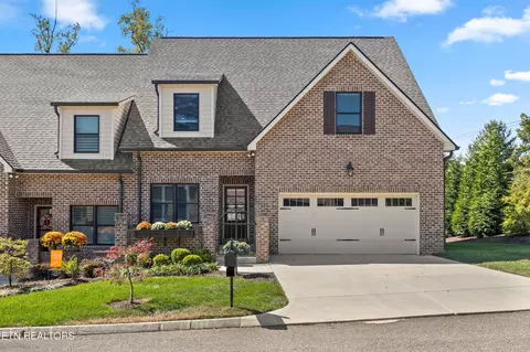 501 Stone Pony Ln, Knoxville, TN 37919