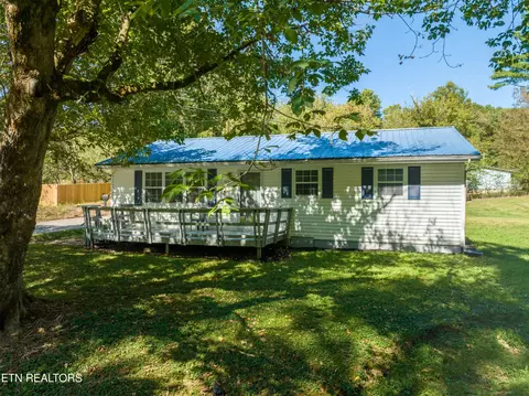 5727 Daniels Rd, Knoxville, TN 37938