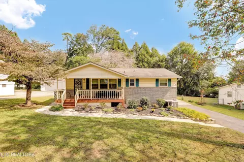 3206 Hazelwood Rd, Knoxville, TN 37921