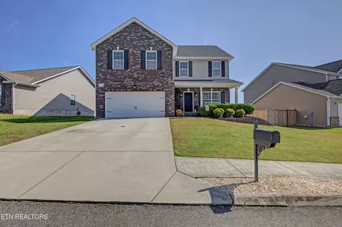 1923 Mahogany Wood Tr, Knoxville, TN 37920