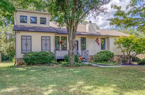 737 Plainfield Rd, Knoxville, TN 37923