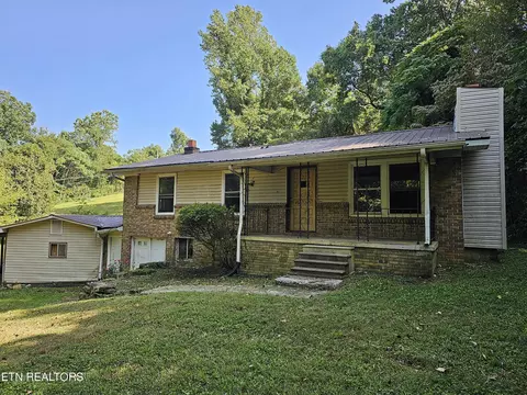 360 Little Cove Creek Rd, Caryville, TN 37714