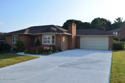 7000 Ashley Ct, Knoxville, TN 37921